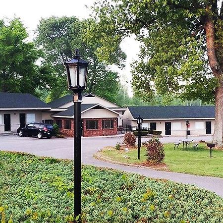 Kentucky Lake Inn Gilbertsville Exterior photo