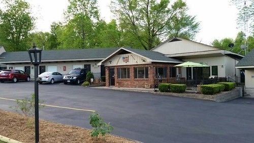 Kentucky Lake Inn Gilbertsville Exterior photo